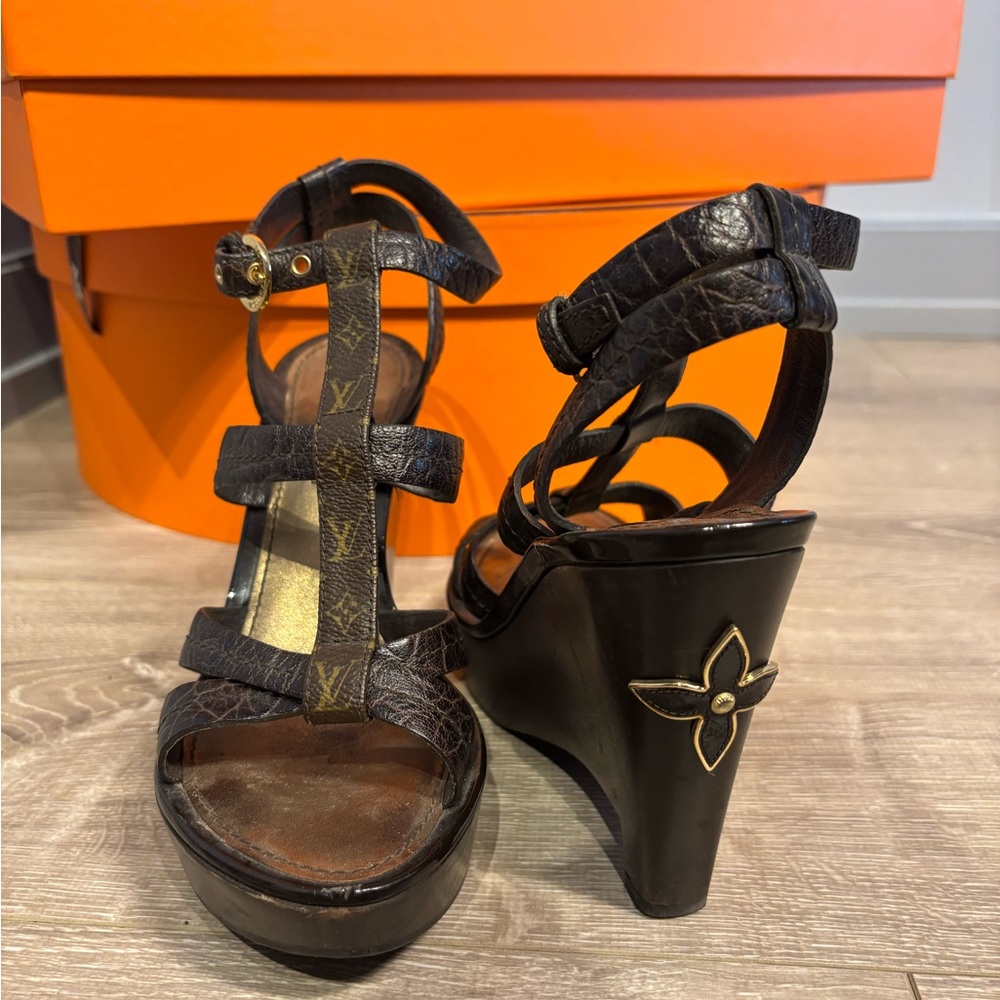 Louis Vuitton Black and Brown Wedge Sandals
